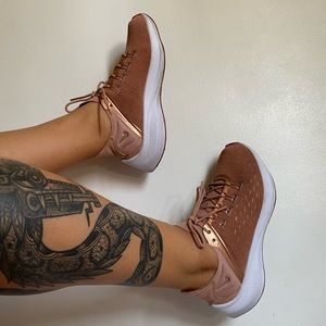 Nike EXP-X14 in dusty rose